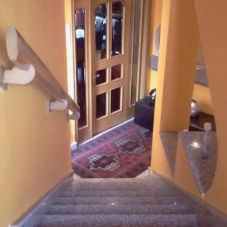 Olympus Bed & Breakfast 2*
